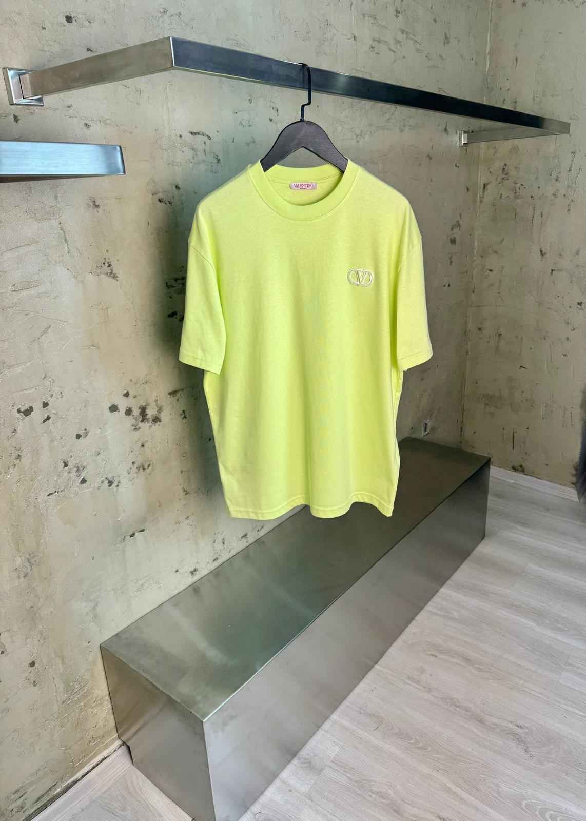 Sneakernational - Valentino T-Shirt 001