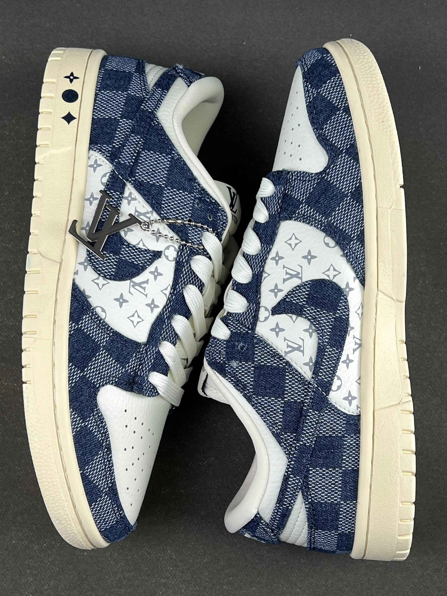 Custom SB Dunk Low x LV JH9310-949