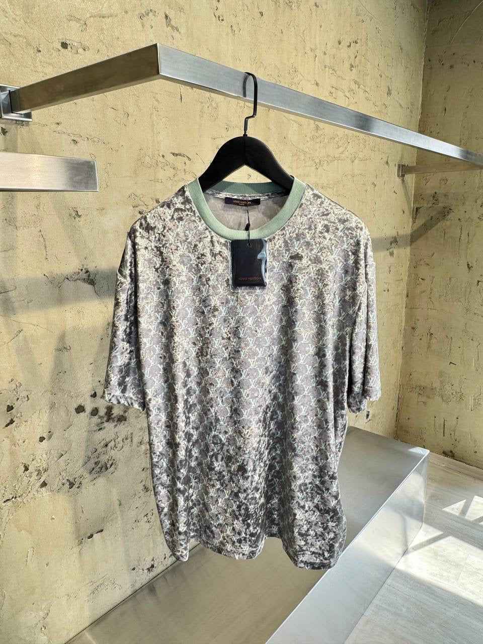 Louis Vuitton Velvet Oversize T-shirt 002