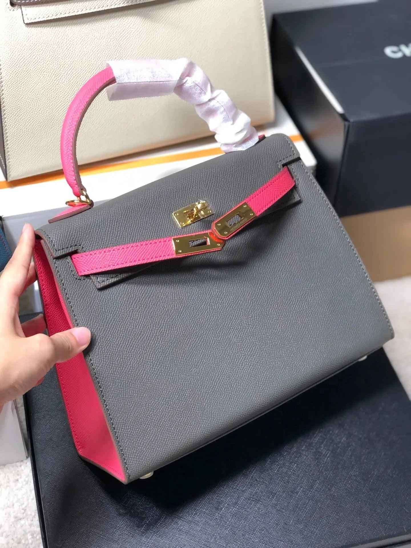 Sneakerhill - Kelly Bag 0014