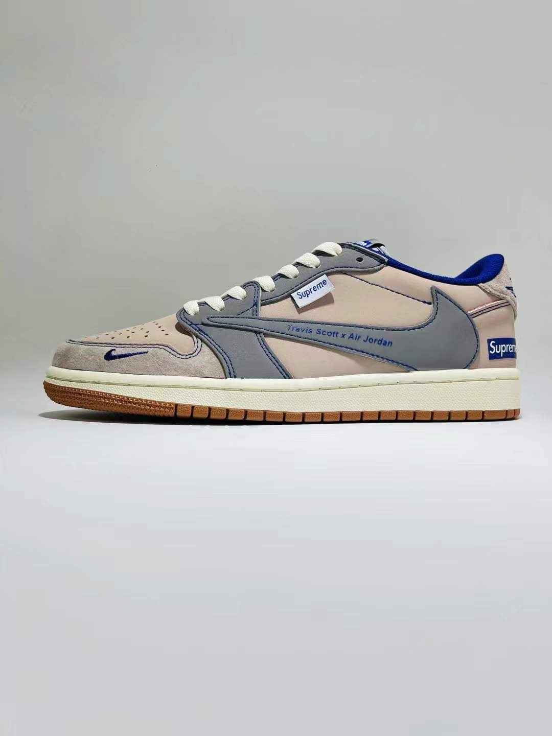 Designer Air Jordan 1 ×Travis Scott Supreme XD1568 102
