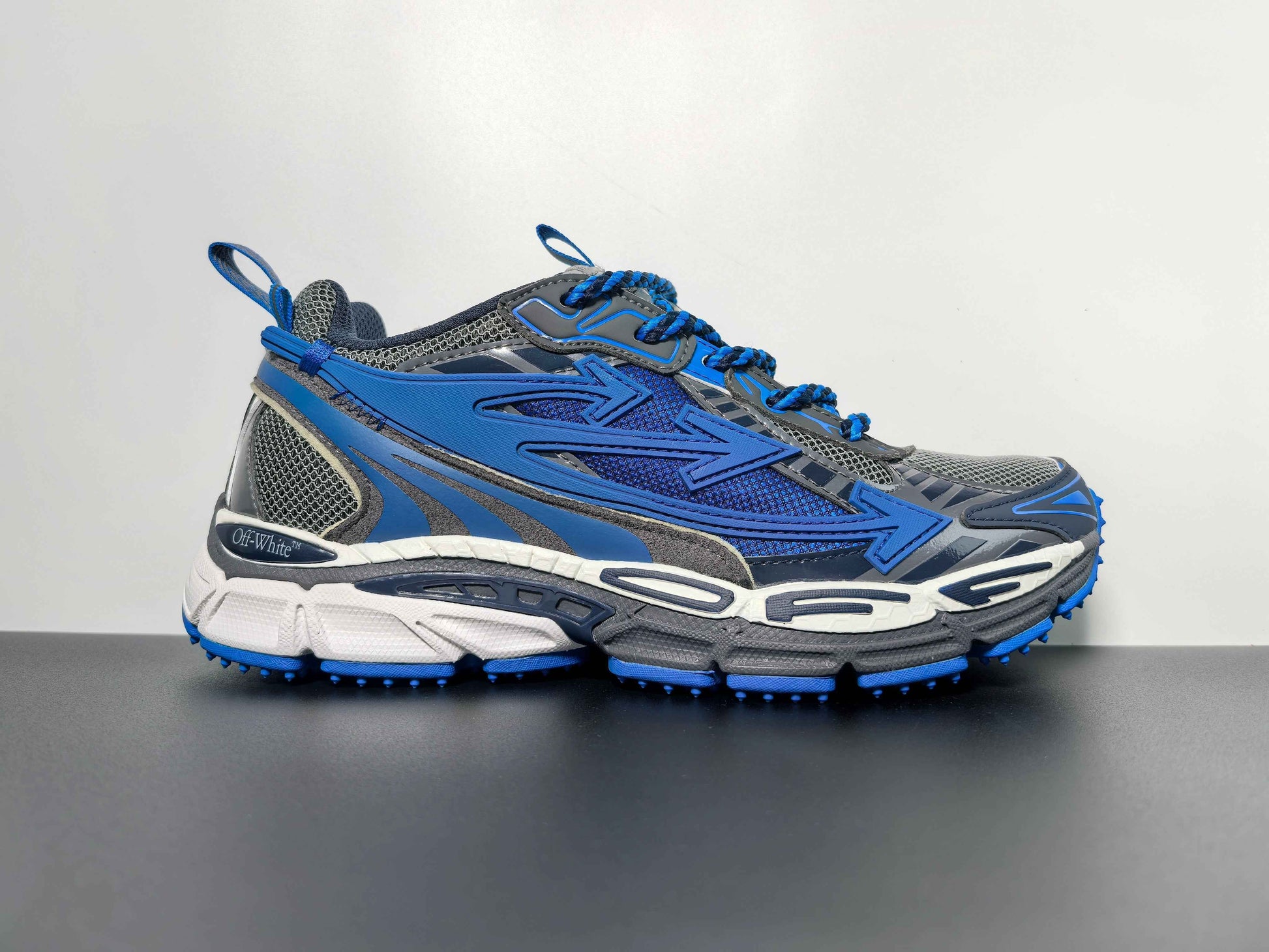 Off-White C/O Virgil Abloh Sneakers