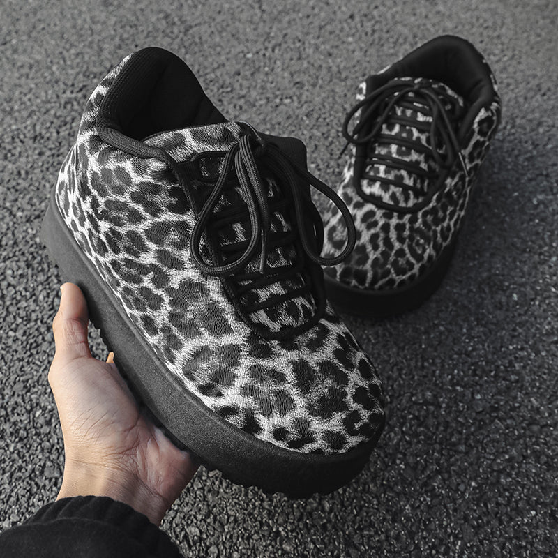 'Wild Stride' X9X Moon Boots - Sneakernational