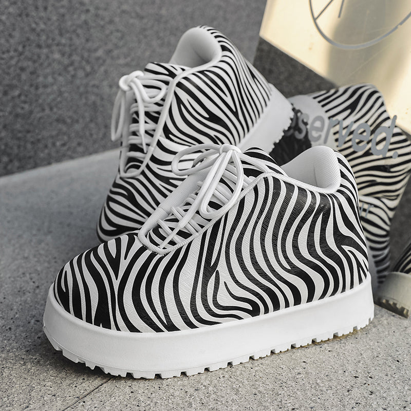 'Wild Stride' X9X Moon Boots - Sneakernational