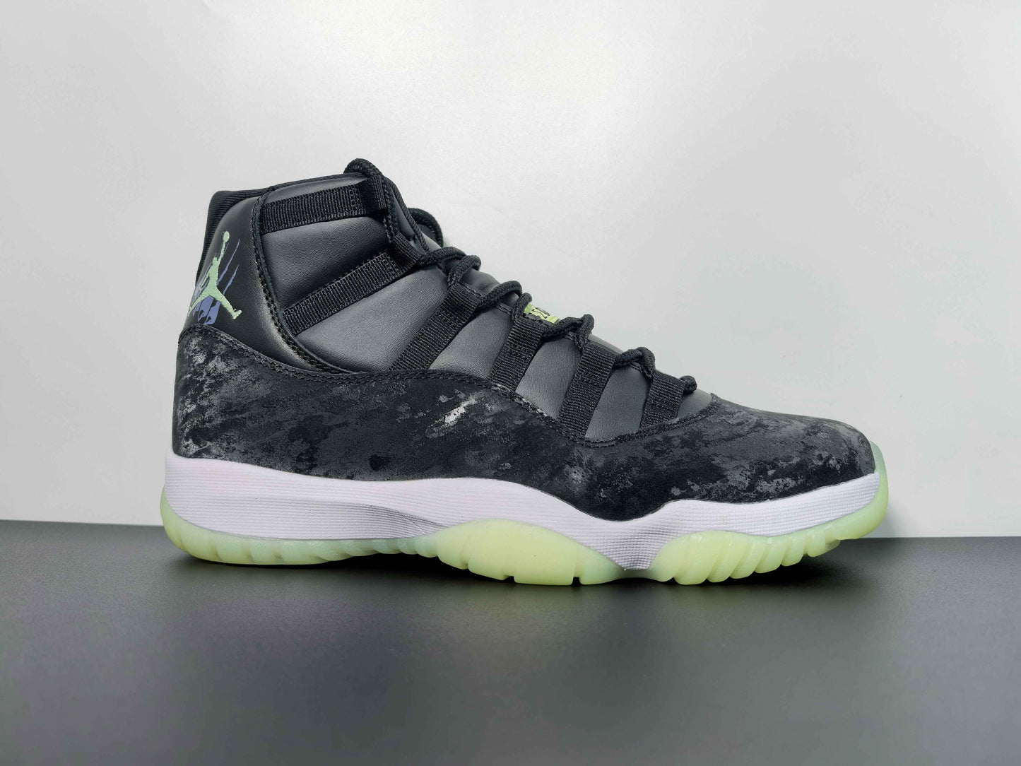 Air Jordan 11 “Sneaker School”