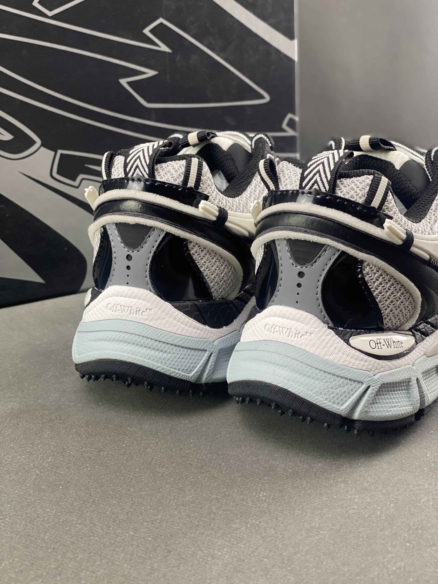 Custom OW x Virgil Abloh OW1102