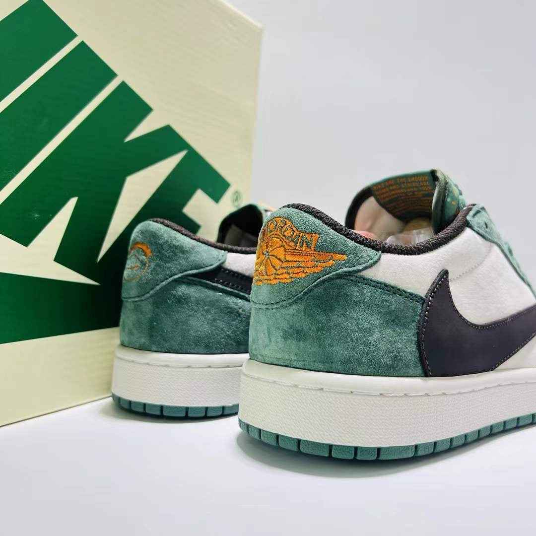 Designer Air Jordan 1low ×Travis Scott DM7866 199