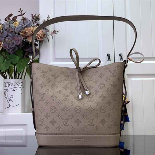 1984 LuVi Monogram Bag M12140