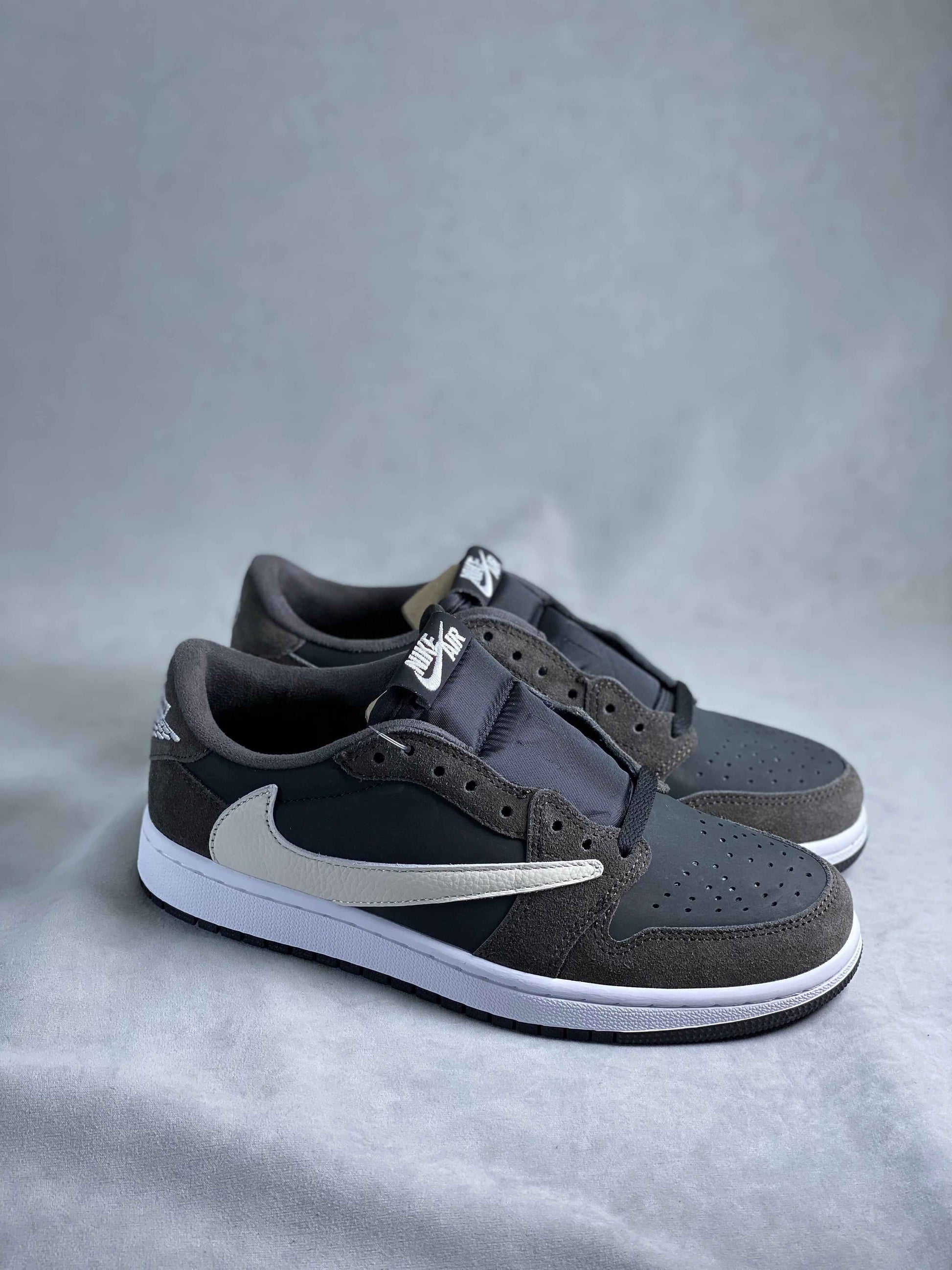 Custom Travis Scott x Fragment x Air Jordan 1 Low TS CQ4277 003