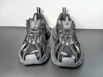 Balenciaga Runner 3XL Extreme Lace 03