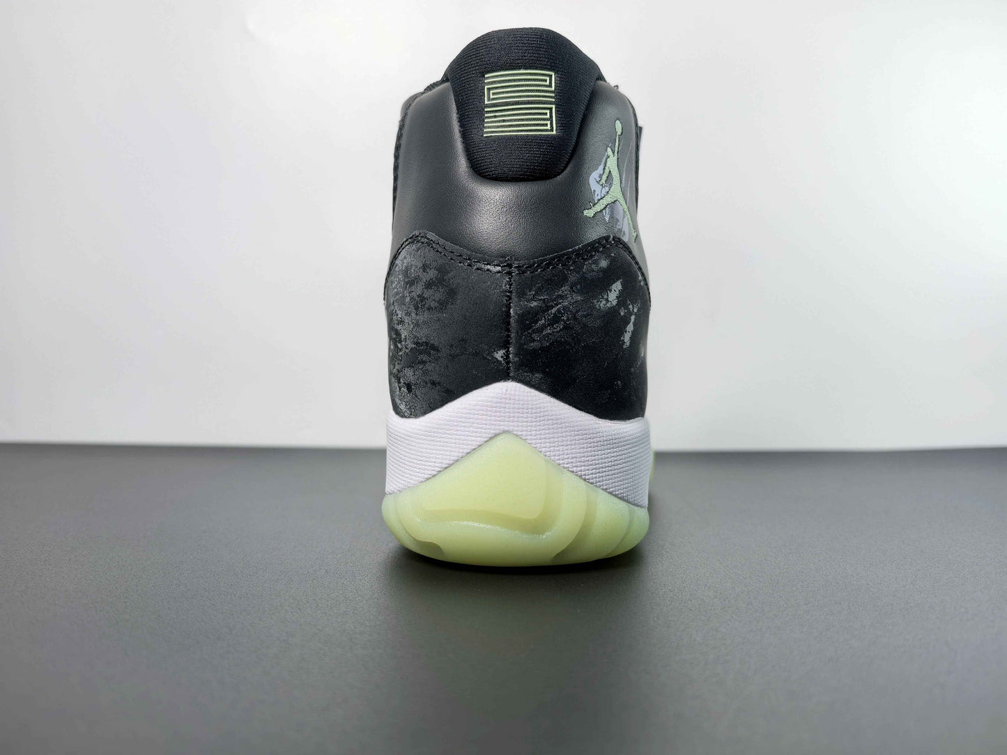 Air Jordan 11 “Sneaker School”