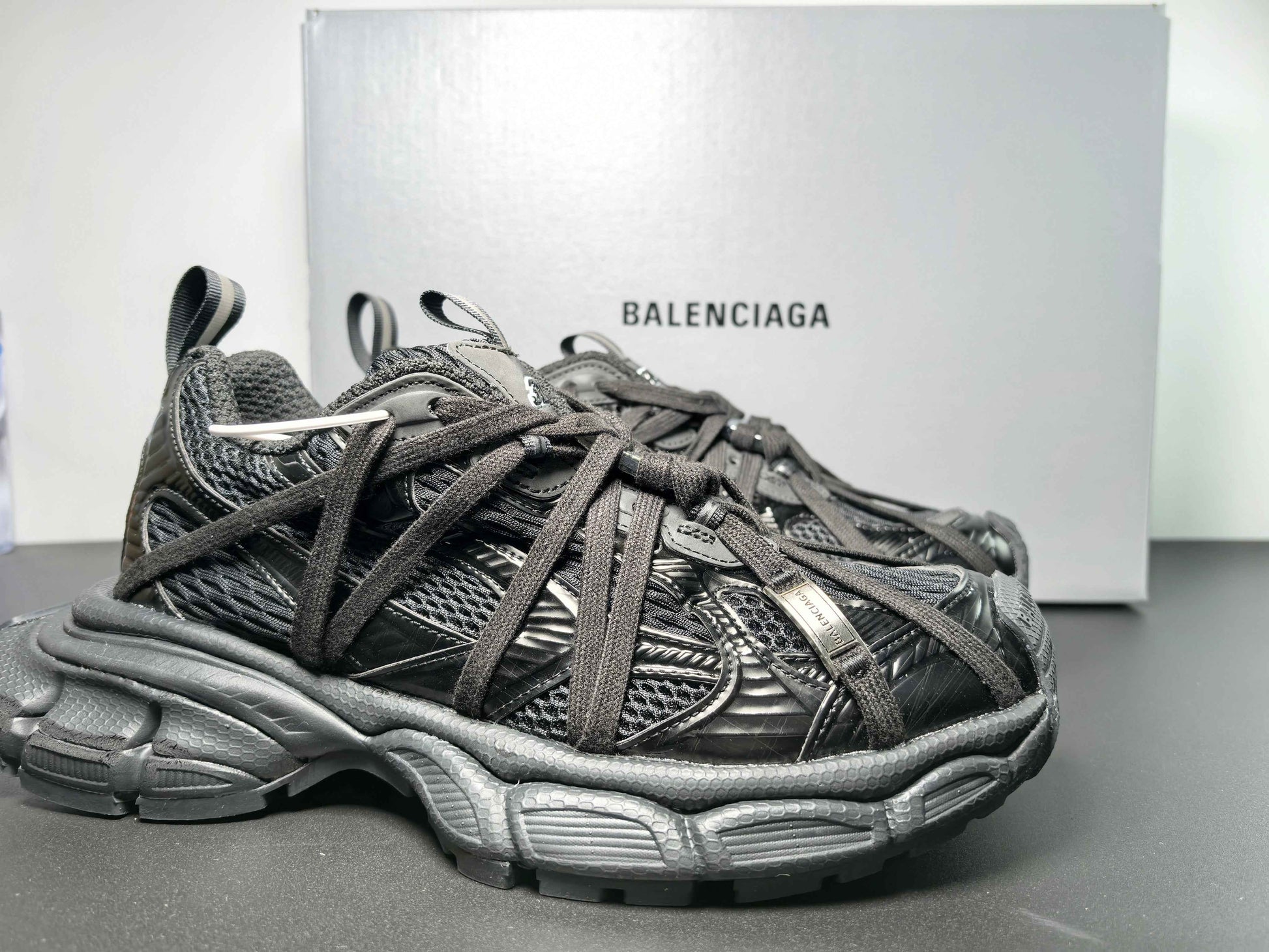 Balenciaga Runner 3XL Extreme Lace 03