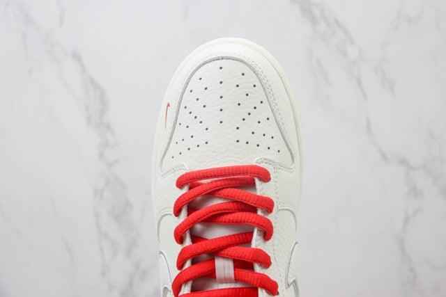 Custom SB Dunk Low x Supreme RM2308-230