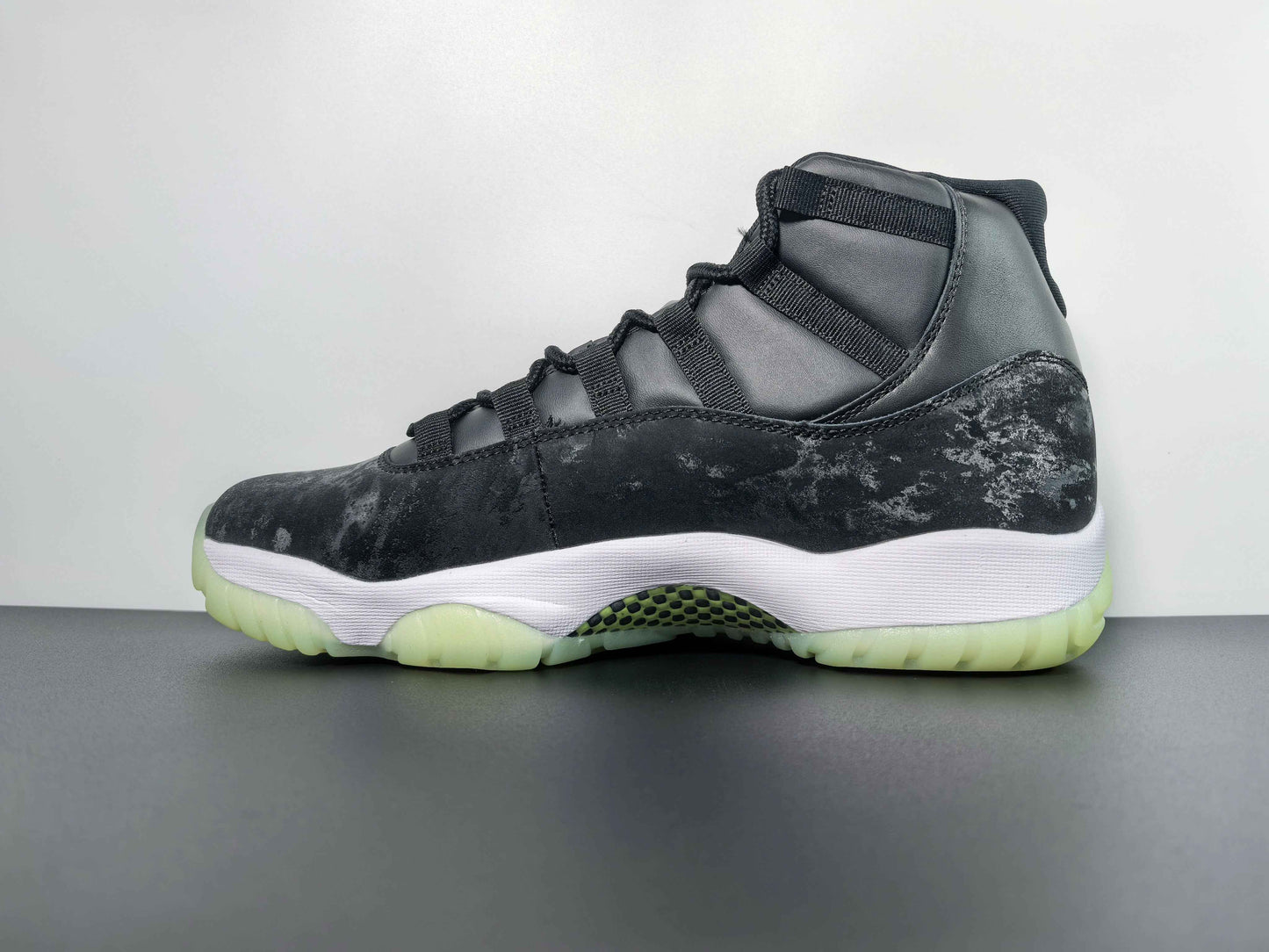 Air Jordan 11 “Sneaker School”