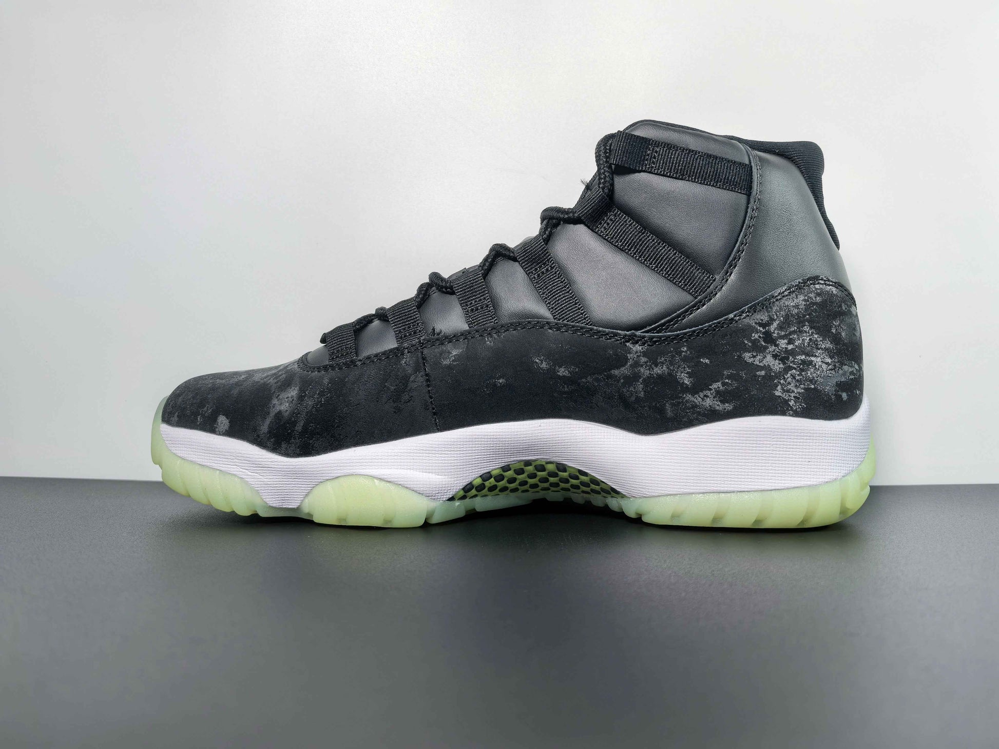 Air Jordan 11 “Sneaker School”