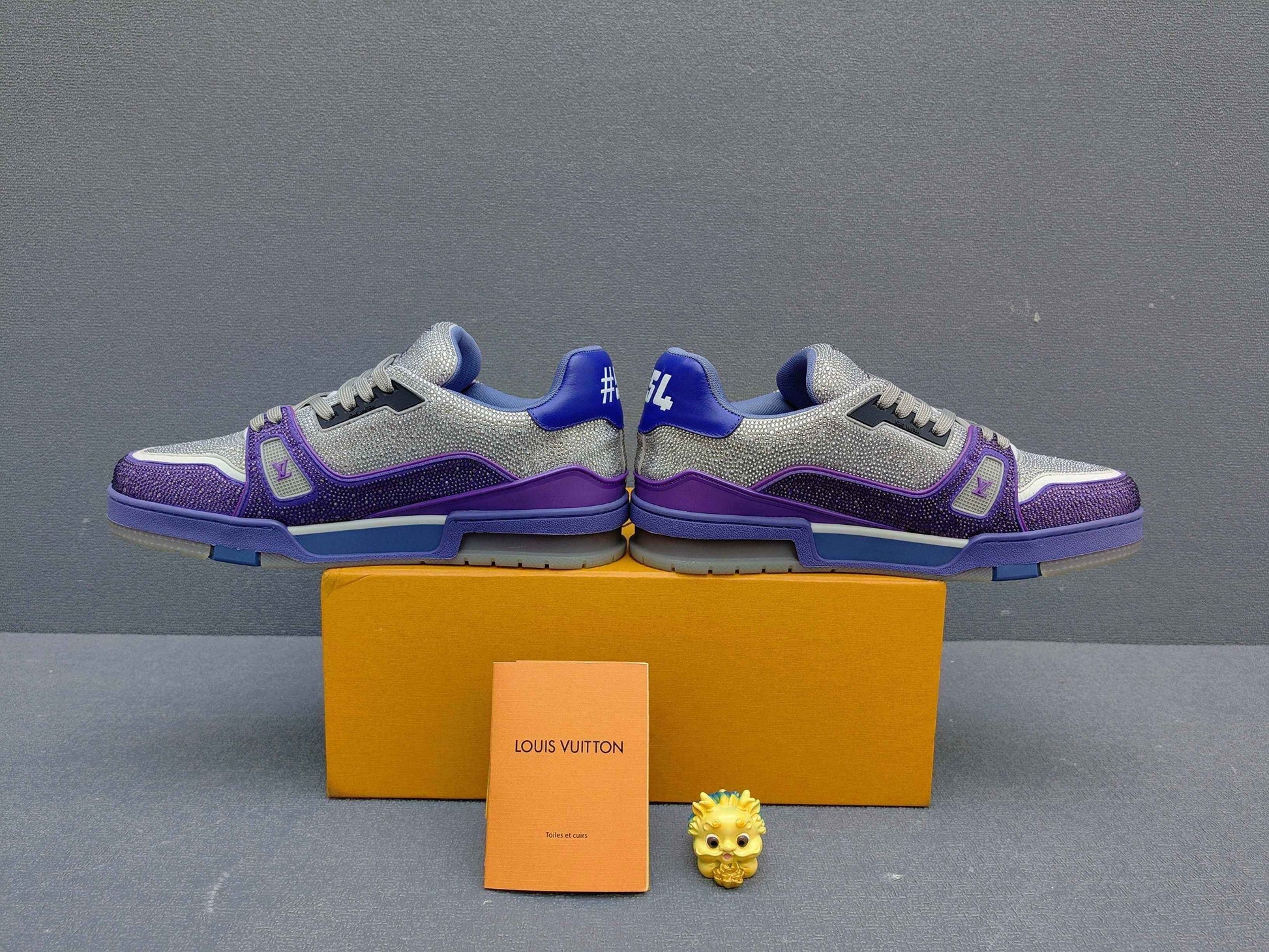 Virgil Abloh x LV Monogram Sneakers AS00400