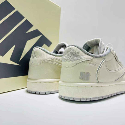 Designer Air Jordan 1 ×Travis Scott DF1845 532