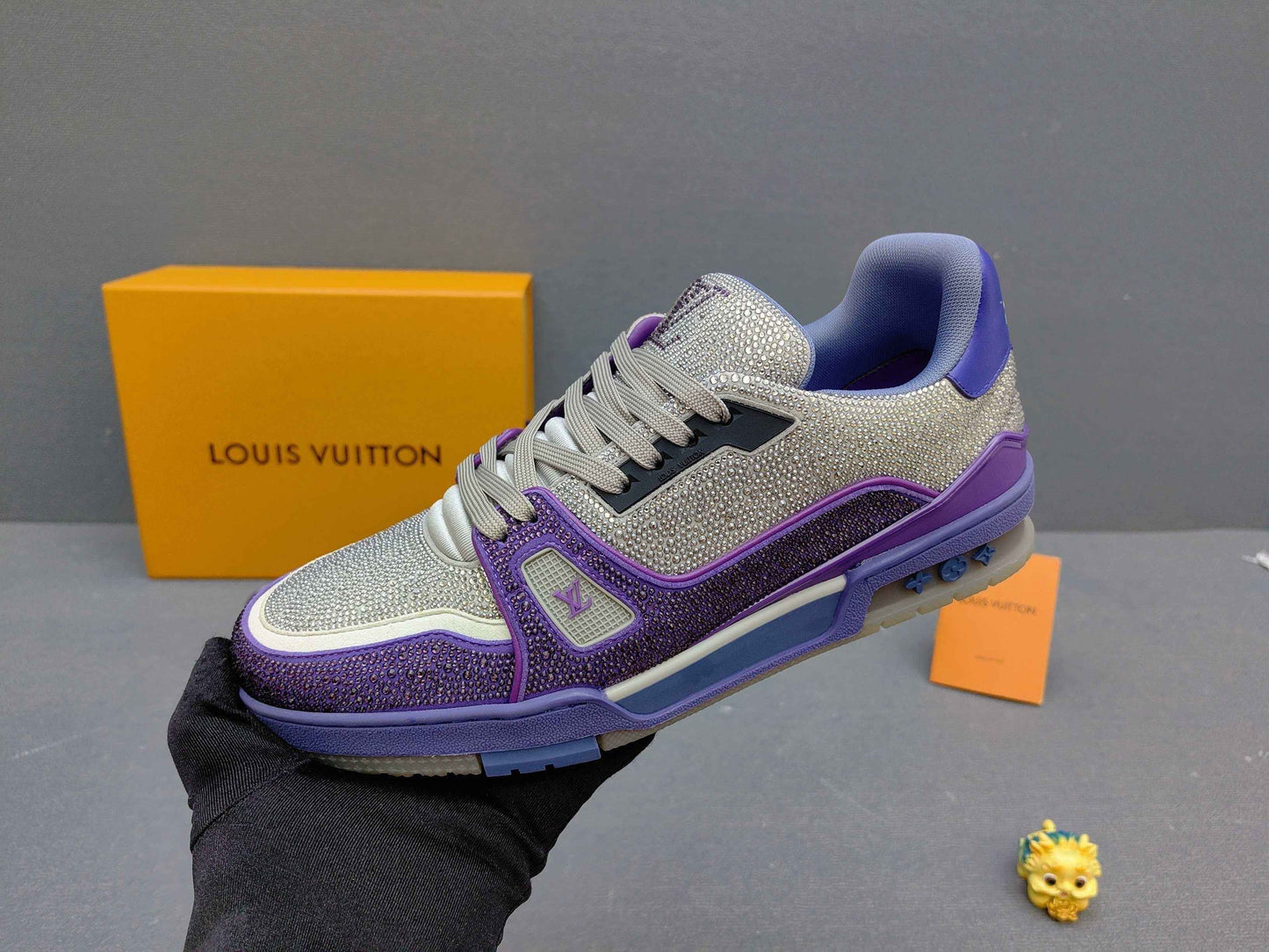 Virgil Abloh x LV Monogram Sneakers AS00400
