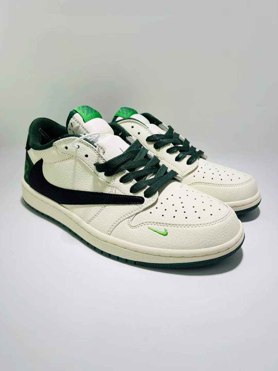 Designer Air Jordan 1 × Travis Scott × OFF White JJ5288 011