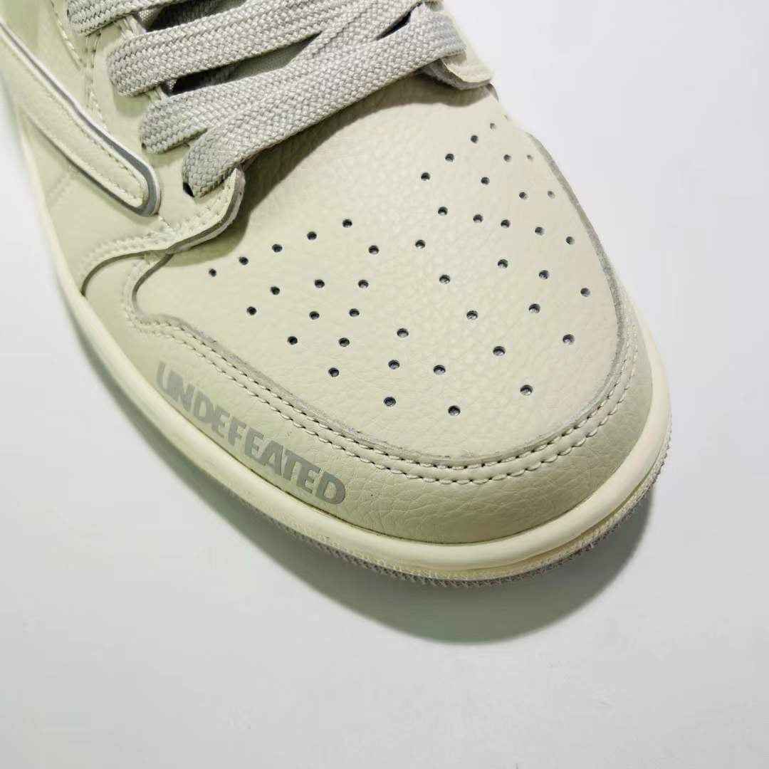 Designer Air Jordan 1 ×Travis Scott DF1845 532