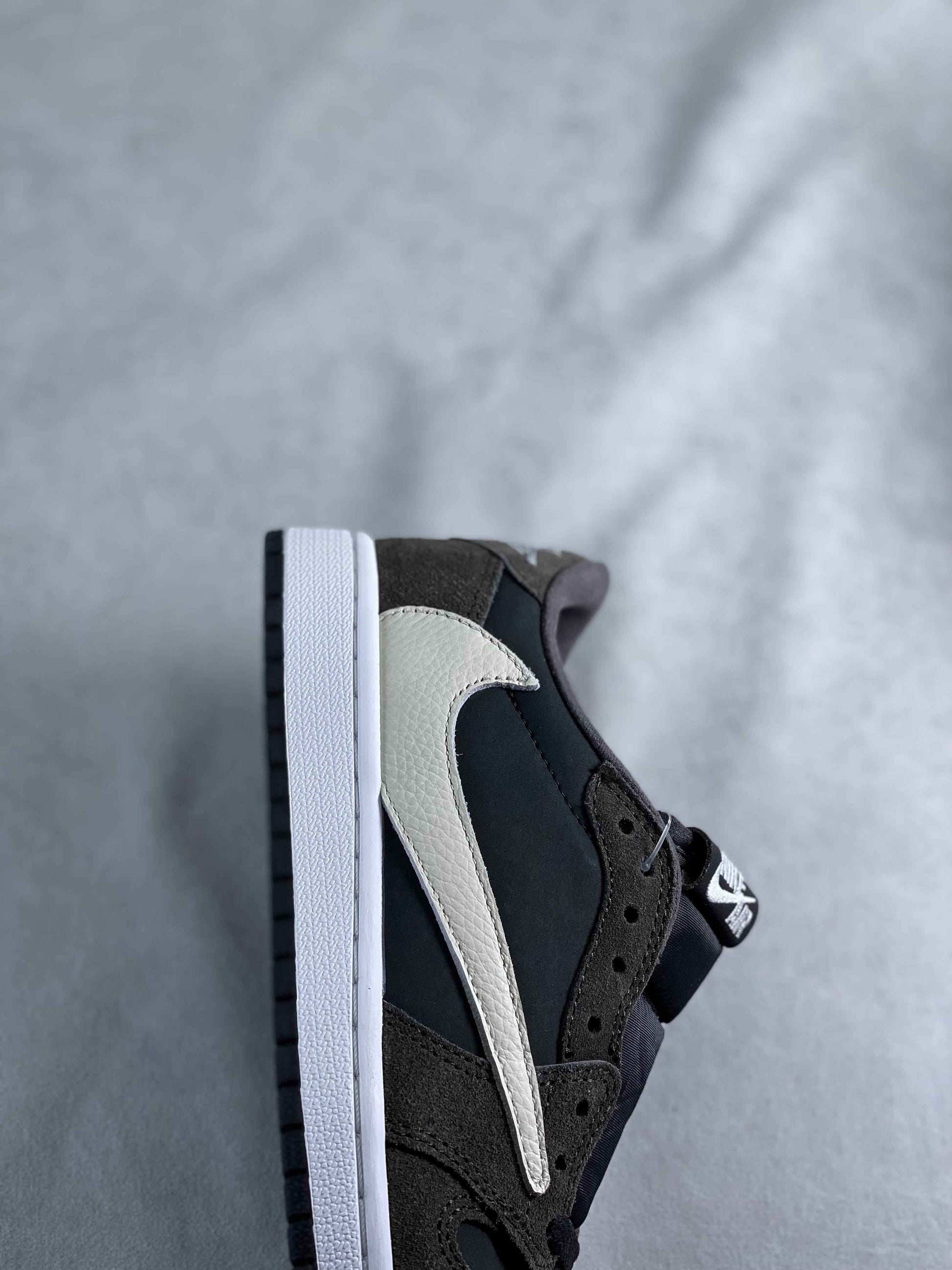Custom Travis Scott x Fragment x Air Jordan 1 Low TS CQ4277 003
