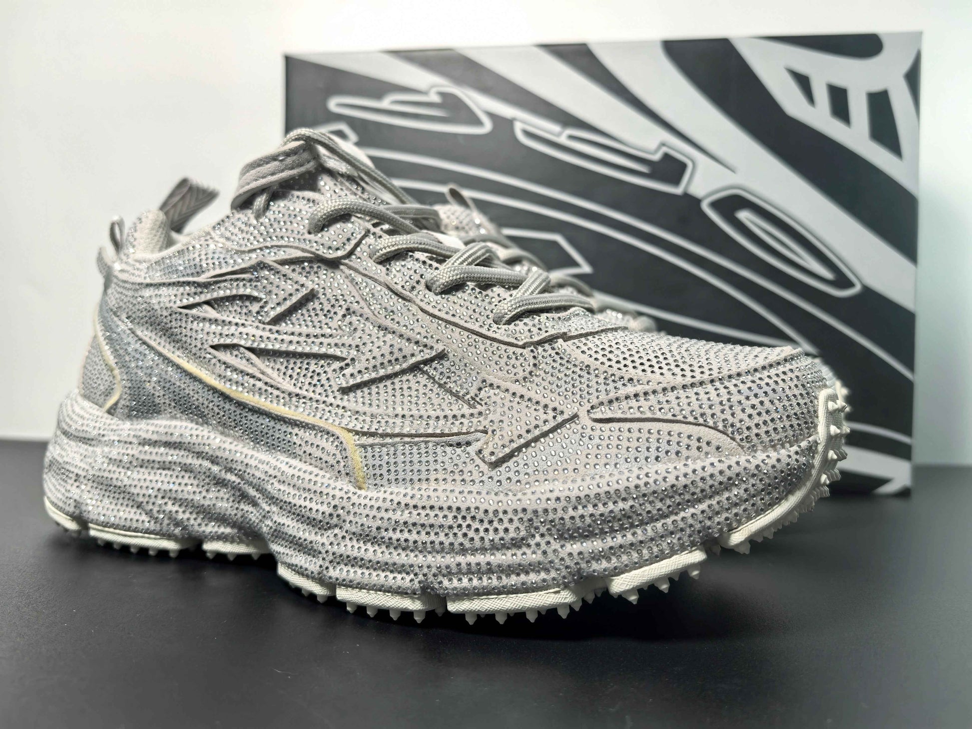 Off-White C/O Virgil Abloh Sneakers 008