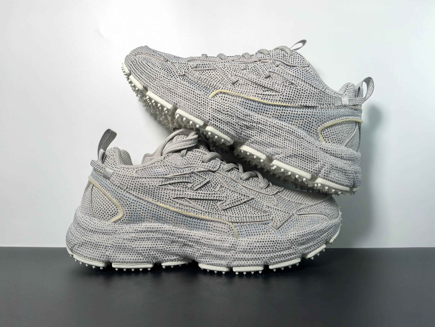 Off-White C/O Virgil Abloh Sneakers 008