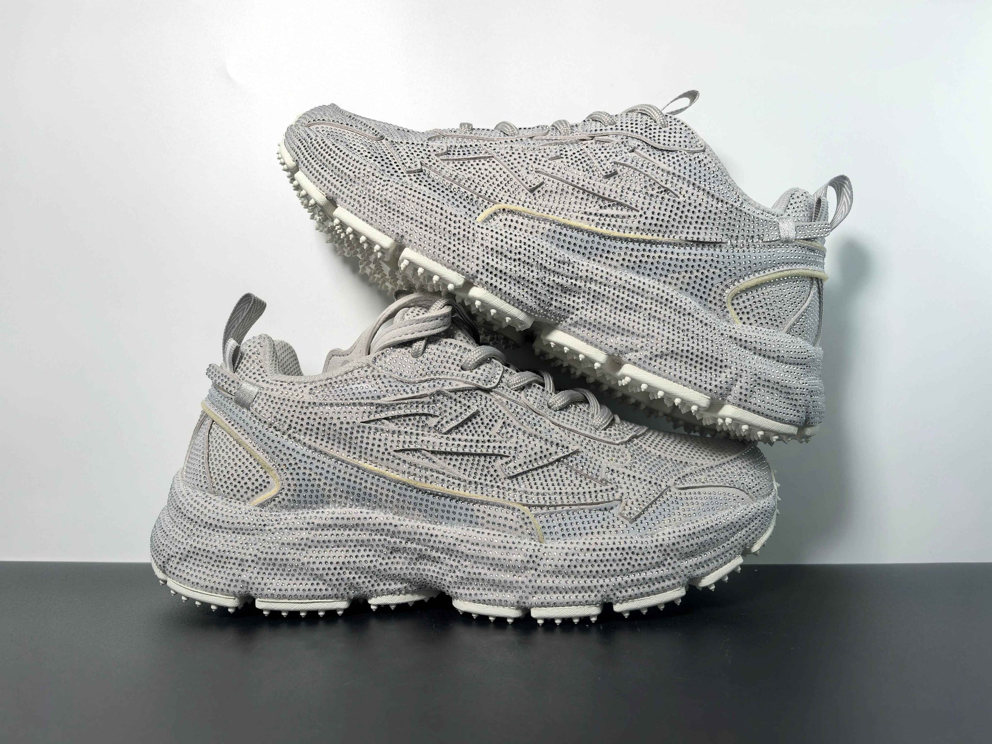 Off-White C/O Virgil Abloh Sneakers 008