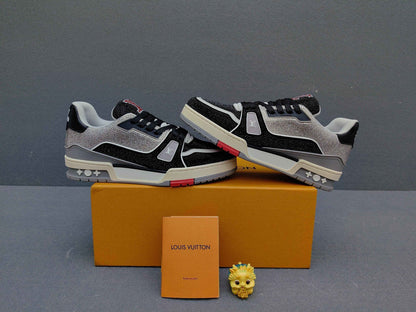 Virgil Abloh x LV Monogram Sneakers AS00400-03