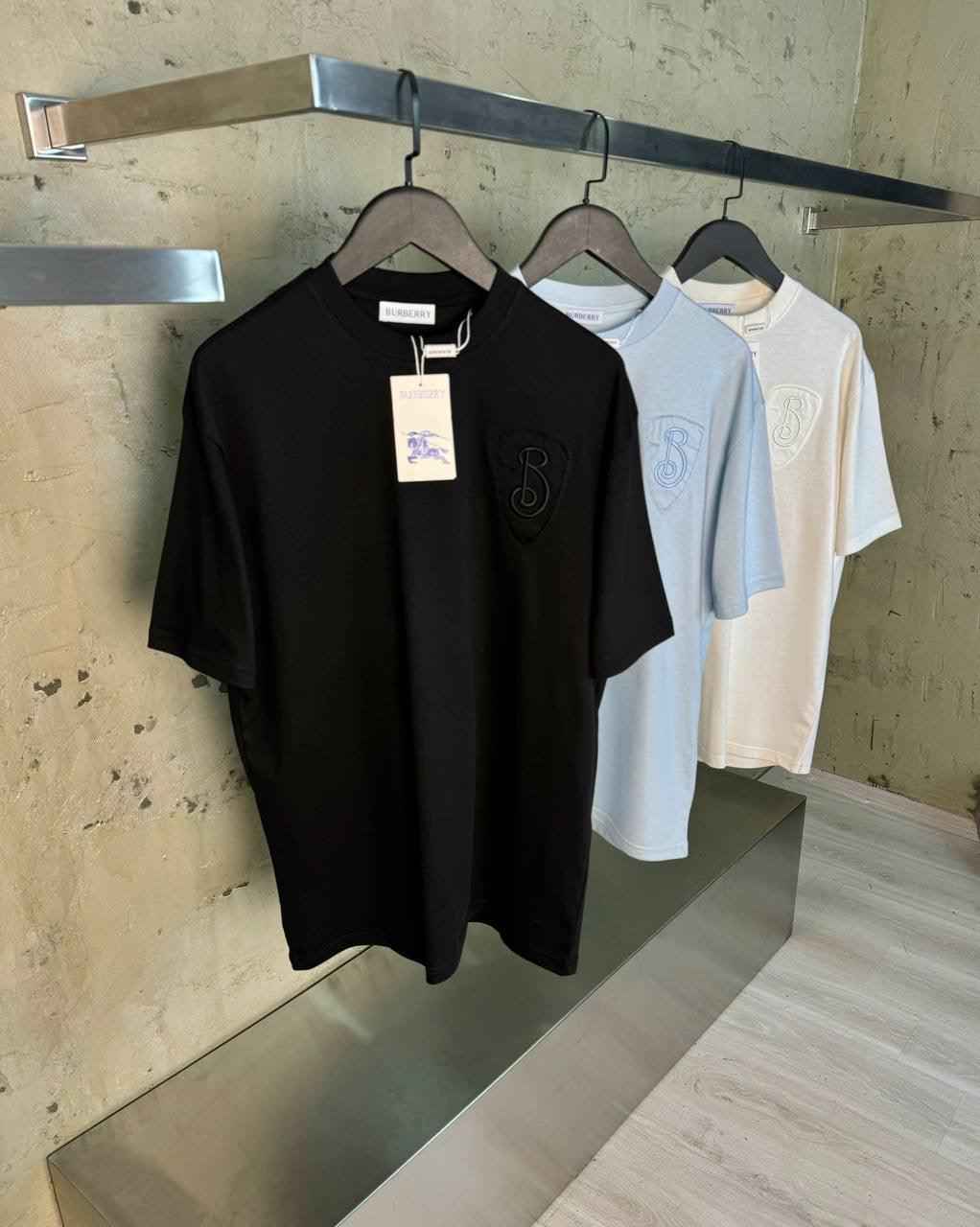 Sneakernational - Burberry T-Shirt 006