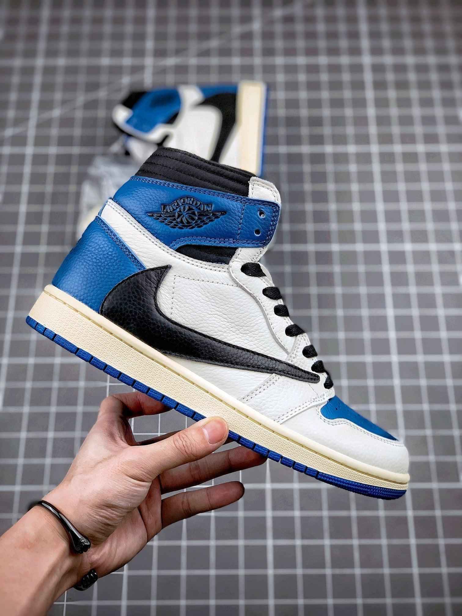 Custom Air Jordan 1 High OG SP Fragment x Travis Scott DH3227-105