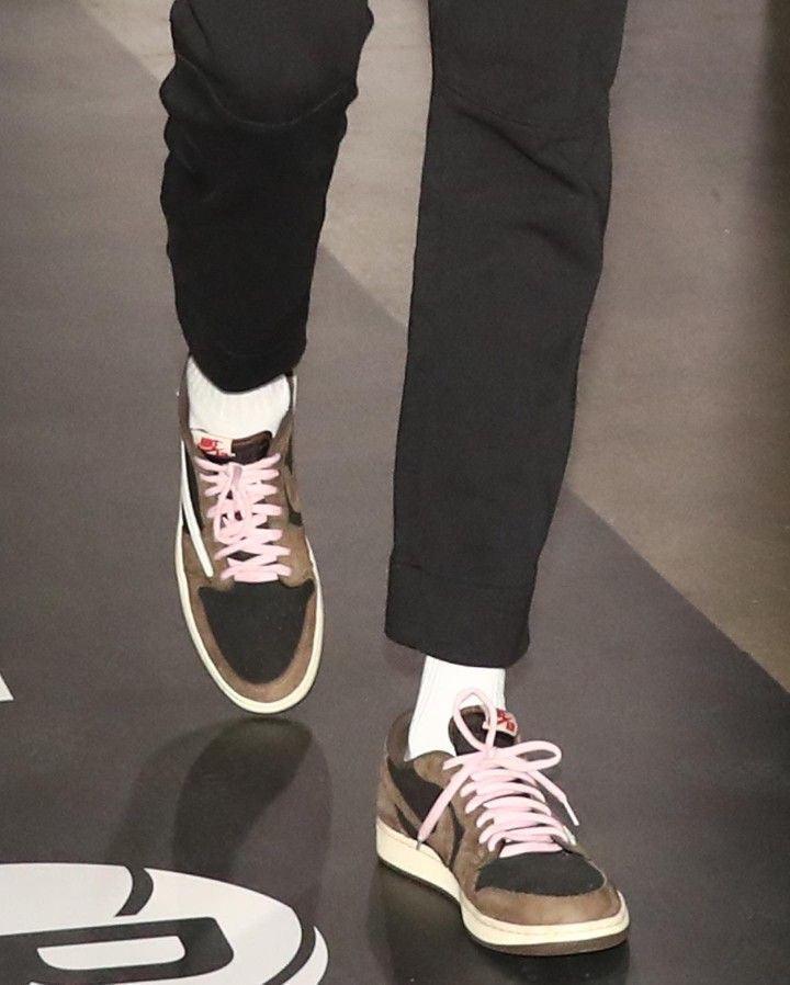 Custom Air Jordan 1 Retro Low OG SP Travis Scott - CQ4277-001 - Sneakernational