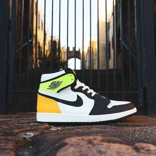 Custom Air Jordan 1 Vlot Gold High Q