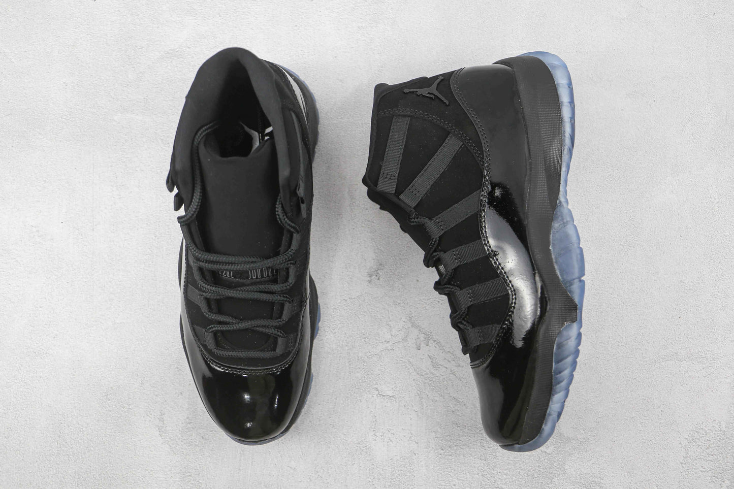 Custom Air Jordan 11 Cap and Gown AJ11