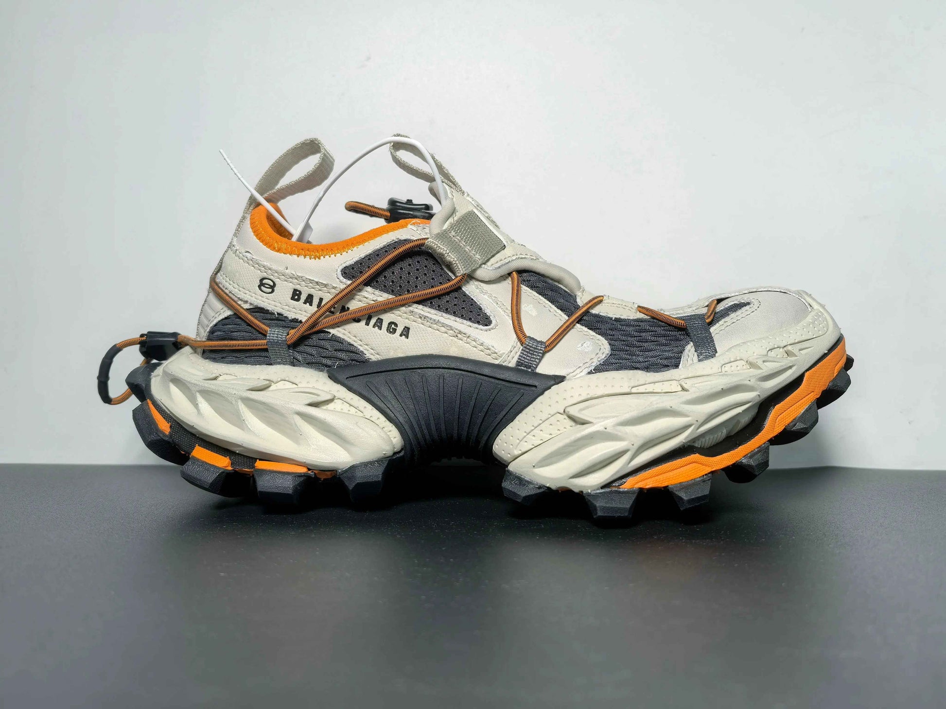 Custom BLNCG Hike 2070