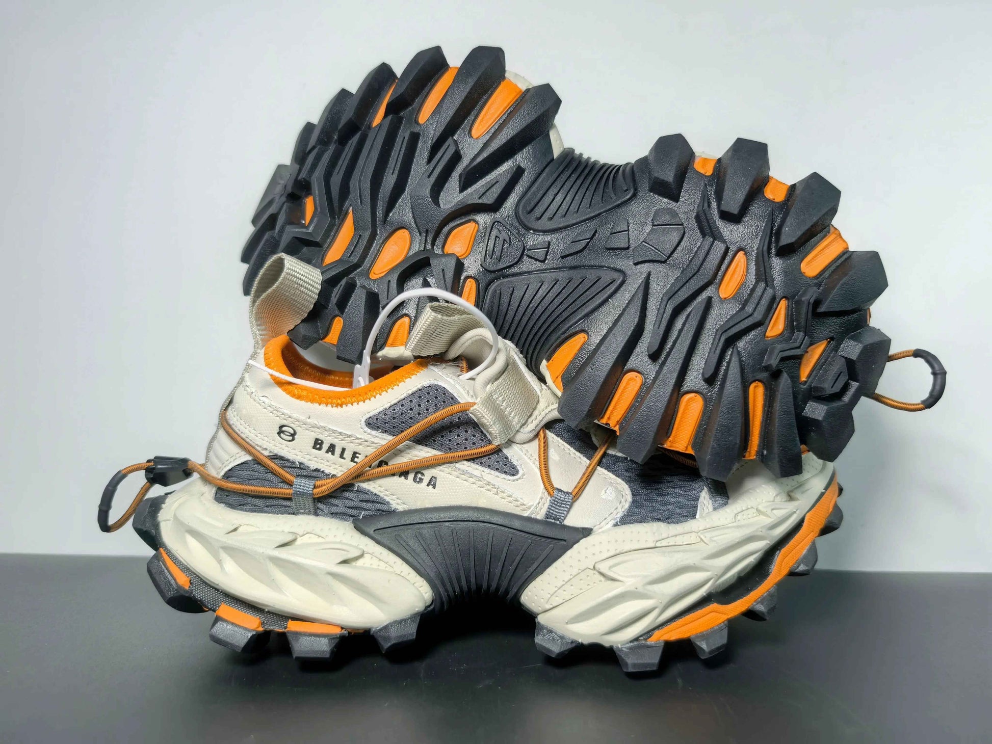 Custom BLNCG Hike 2070