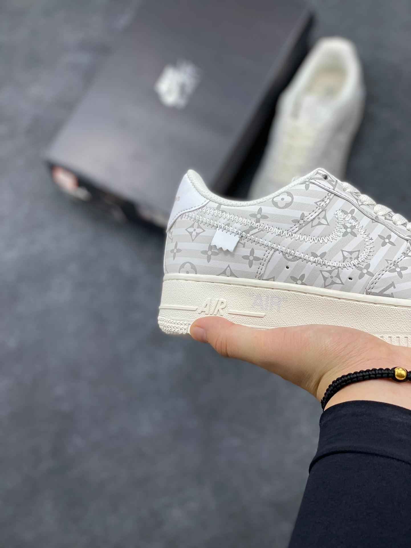Custom LV x Off-wht x NK Air Force 1 1A9V9E