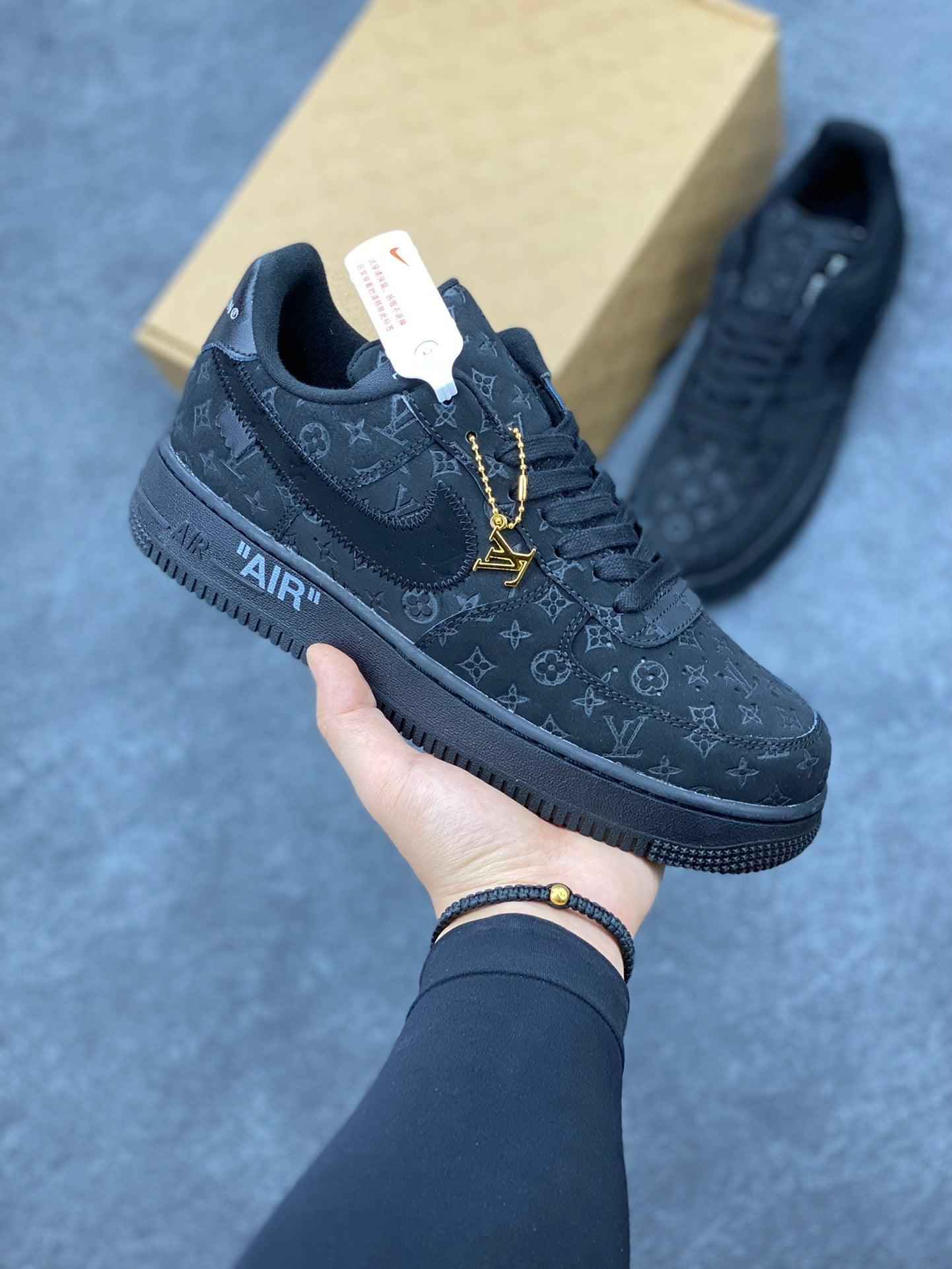 Custom Lv x Nk Air Force 1 Low 1A9VD7