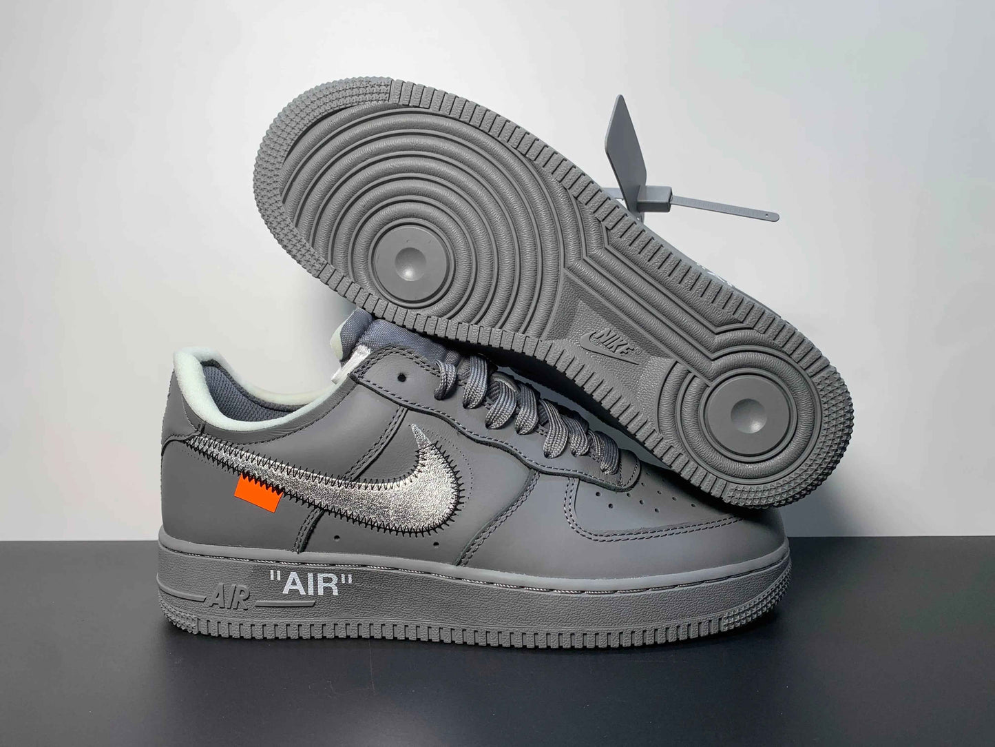 Custom OFF-WHITE x Air Force 1 Low DX1419-500