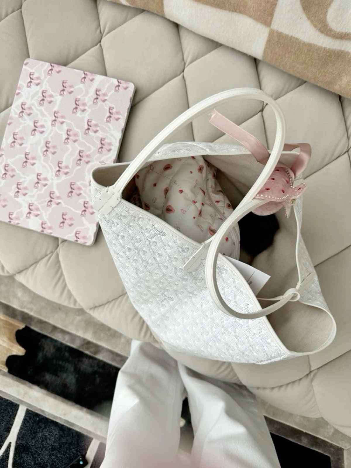 Sneakerhill - GOYARD Bags - 222