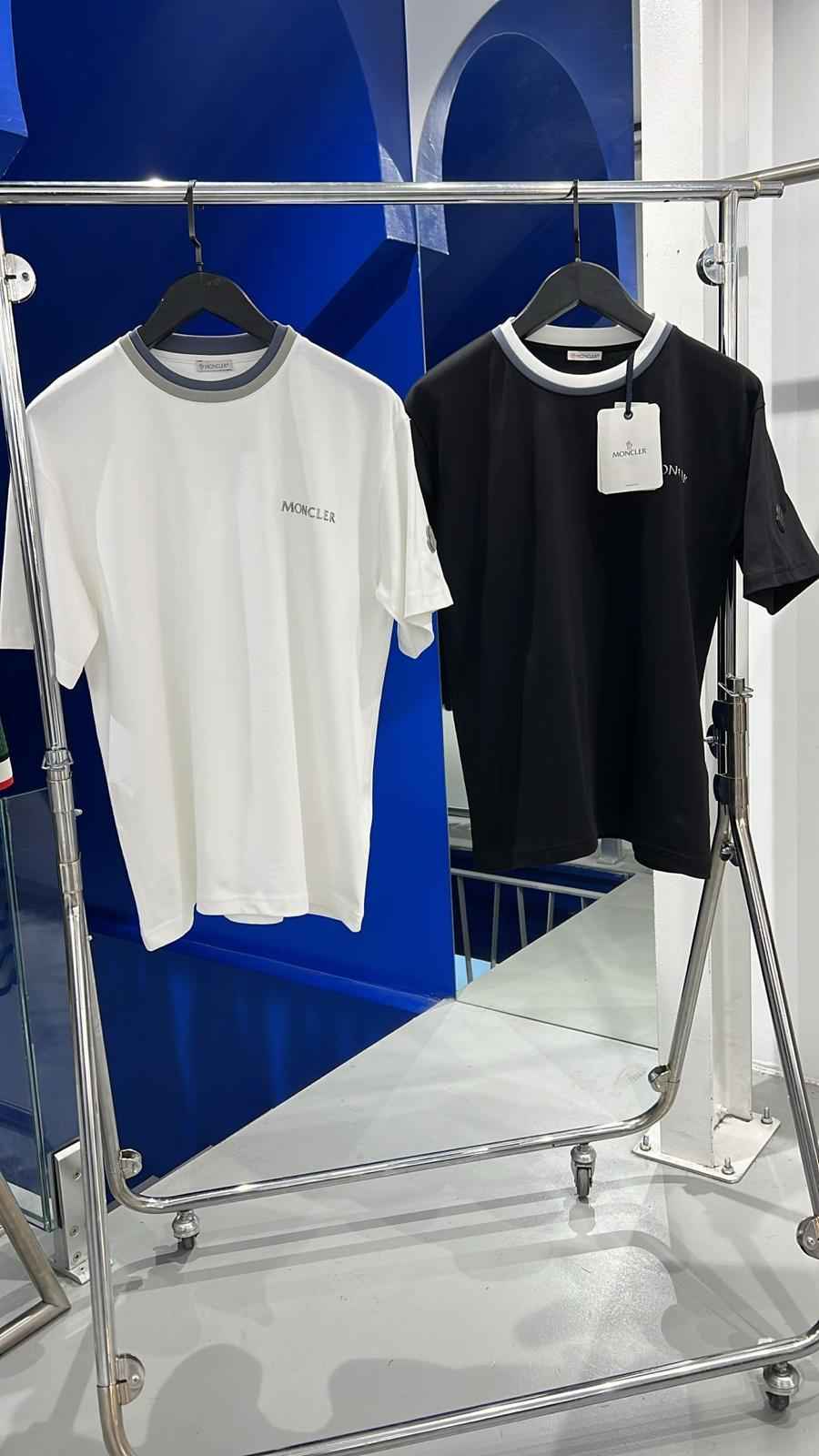 Sneakernational - Moncler T-Shirt 001