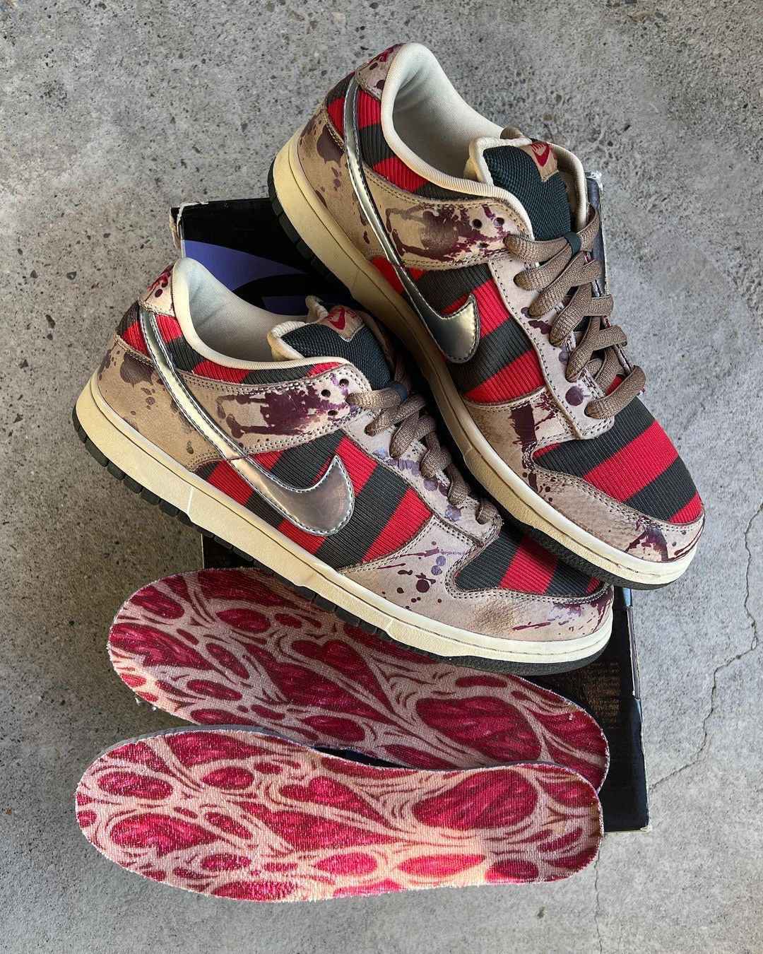 Custom SB Dunk Low “Freddy Krueger”