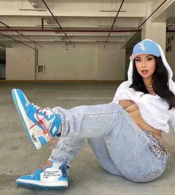Custom Air Jordan 1 Retro High OG 'UNC' University Blue x OFF-W
