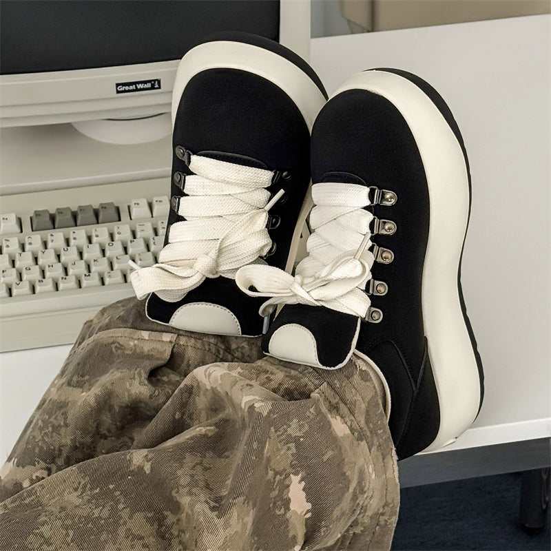 'Gravity Stride' X9X Moon Boots - Sneakernational