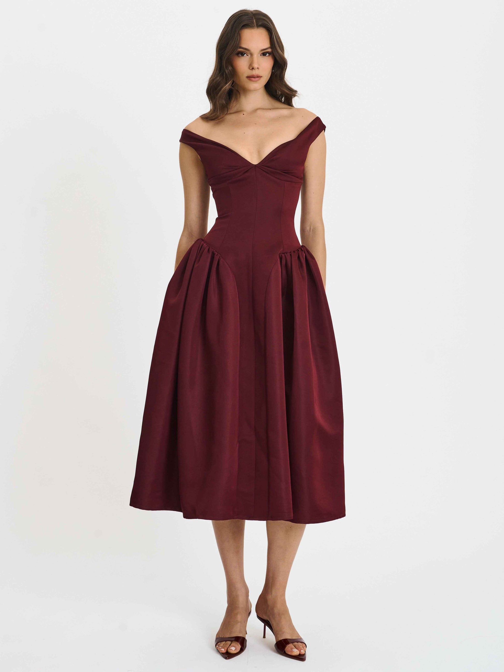 Omella Burgundy Ruched Bust Sweetheart Flared Midi Dress