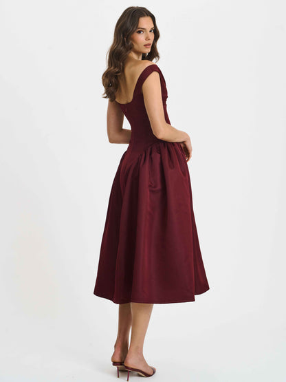 Omella Burgundy Ruched Bust Sweetheart Flared Midi Dress