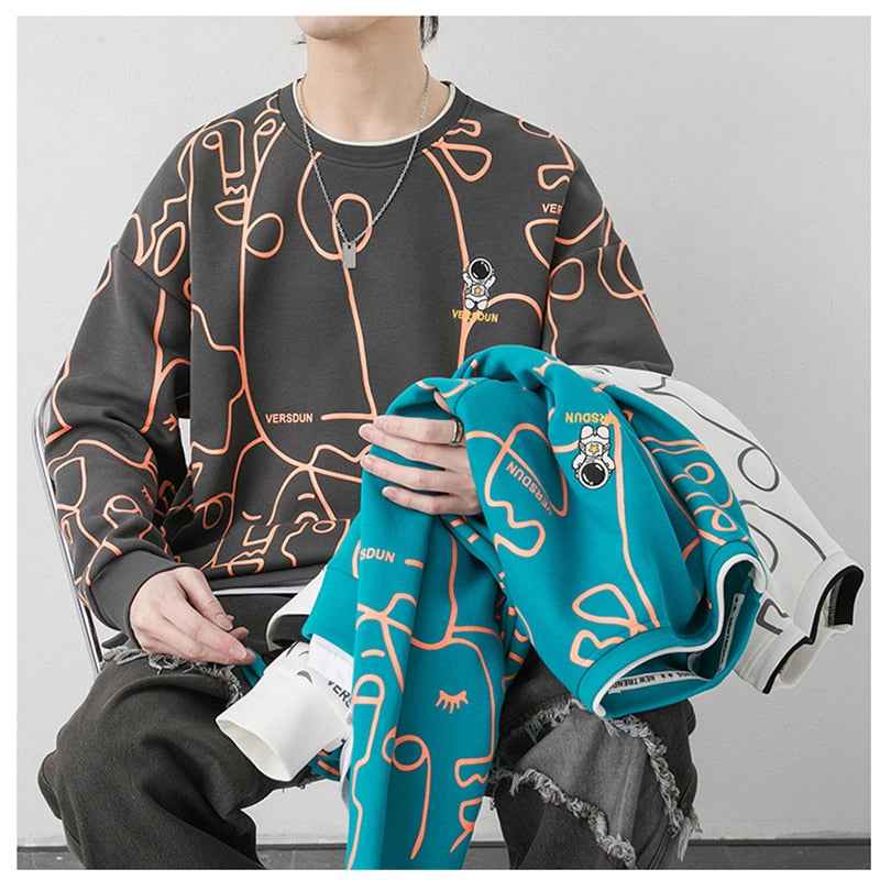 VERSDUN Astronaut Vector Art Sweatshirt