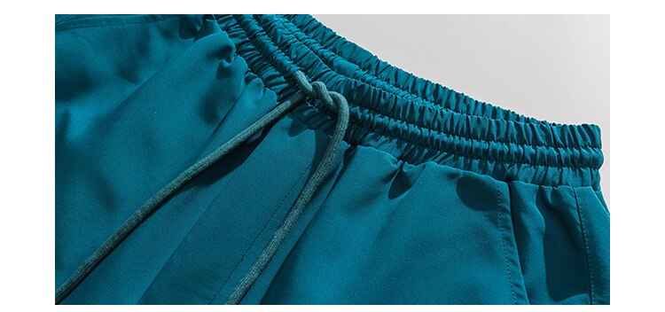 Y2K Centered Zipper Style Shorts