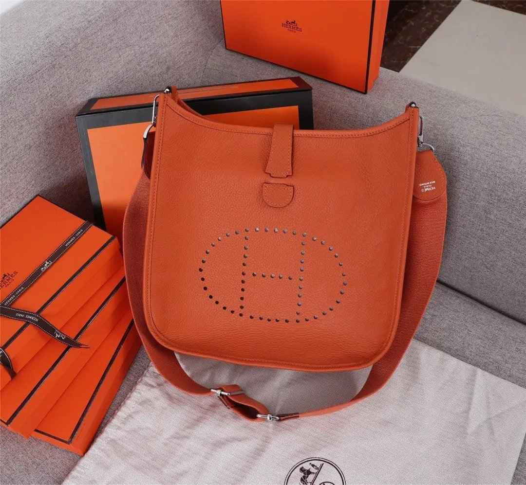Sneakerhill - Evelyne Bag 004