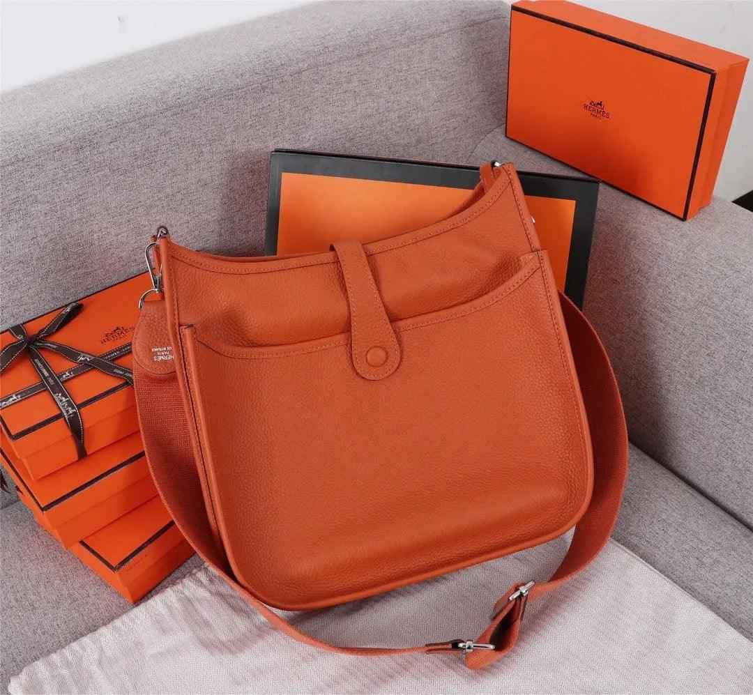 Sneakerhill - Evelyne Bag 004